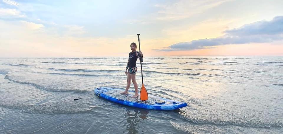 Meet The Sea Hotel Khlong Yai Екстериор снимка